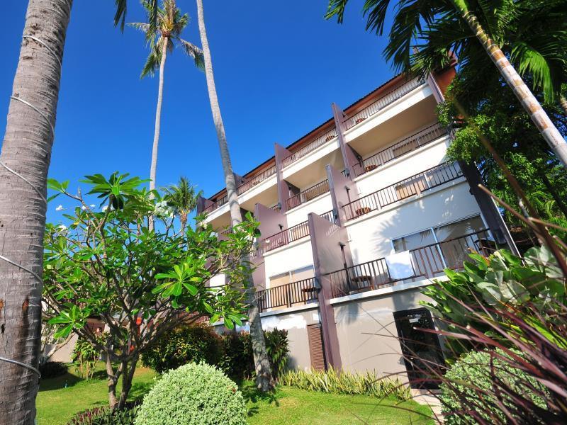 Mercure Koh Samui Beach Resort Exterior photo